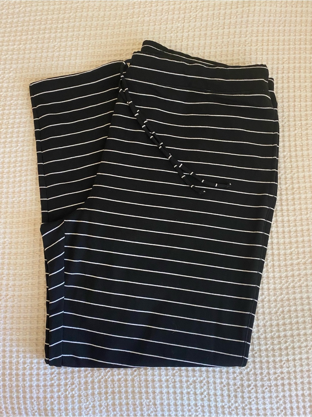 CHICO’S Zenergy Striped Loungewear Elastic Waist Pants in Black & White - XL